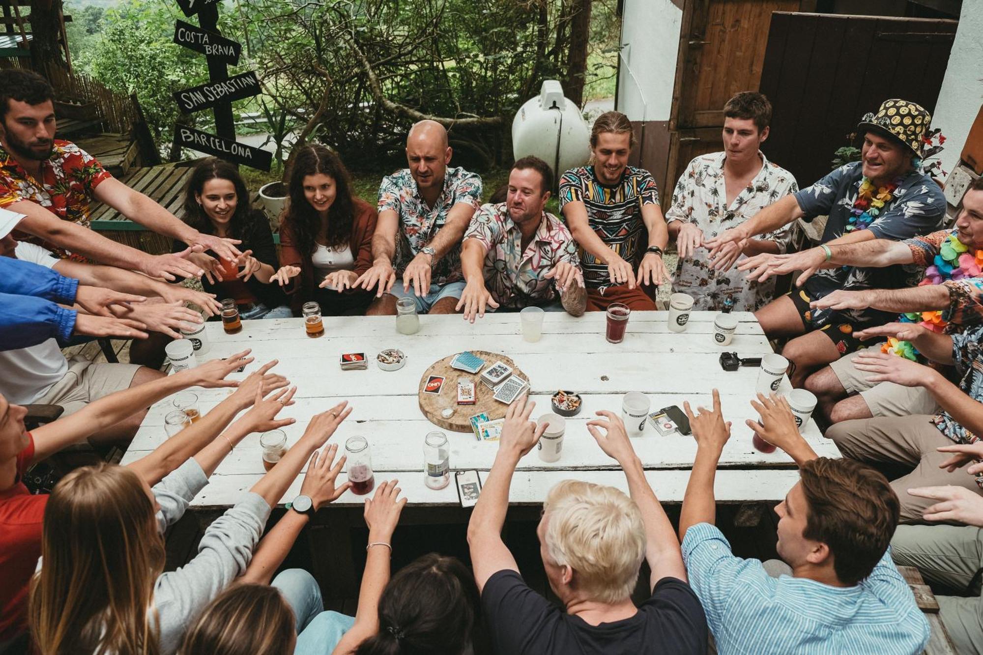 Surf Camp San Sebastian Partyhostel Aia Екстериор снимка